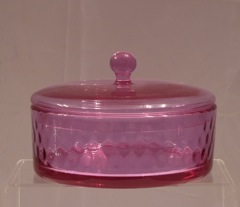 #1184 Yeoman 6 inch Candy Box & Cover,Deep, Diamond Optic, Alexandrite, 1929-1935