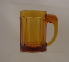 #1591 Elephant Handled Beer Mug, Amber, 1952