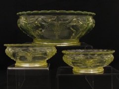 #1280 Winged Scroll, Master Bowl and berry bowls, Canary, 1898-1900