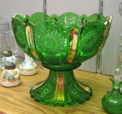#1235 Beaded Panel and Sunburst, Punch Bowl and Stand, Emerald, 1896-1902