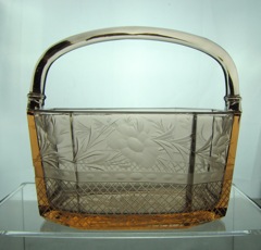 #500 Octagon Basket, 5 inch, Unk Cutting, Flamingo, 1925-1935