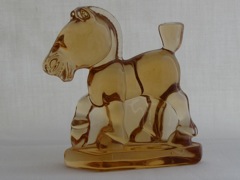 Plug Horse (Oscar) Honey Amber  1950's