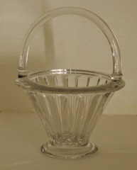 #1503 Crystolite, 6 in, handled basket, crystal, 1938-1957
