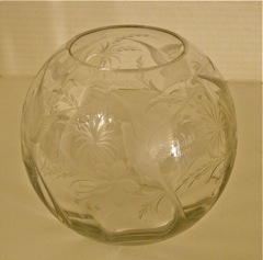 4045 Ball Vase, Crystal, unk. cutting