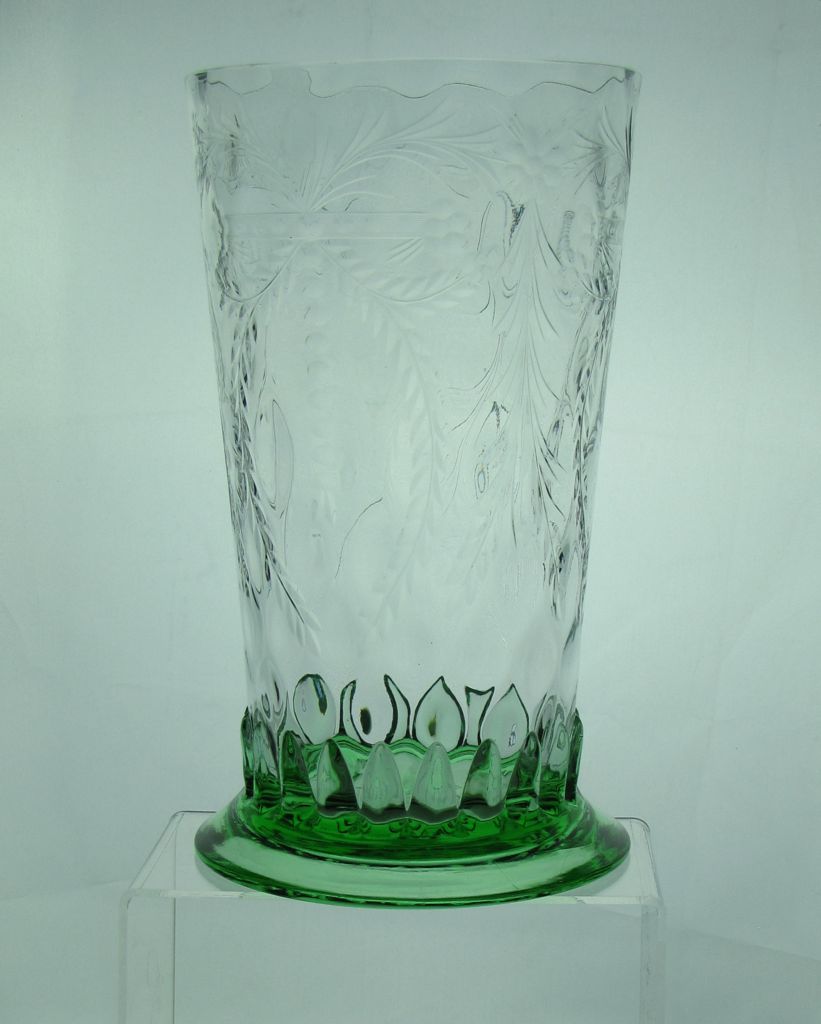 #4206 Optic Tooth Vase, 12 inch, Diamond Optic, Unk cutting, Moongleam base, 1925-1935